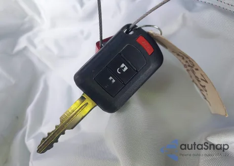 2017 Mitsubishi Outlander Sport 2.0 Es/Le 2.0 z USA, uszkodzony, nr VIN JA4AP3AUXHZ003850